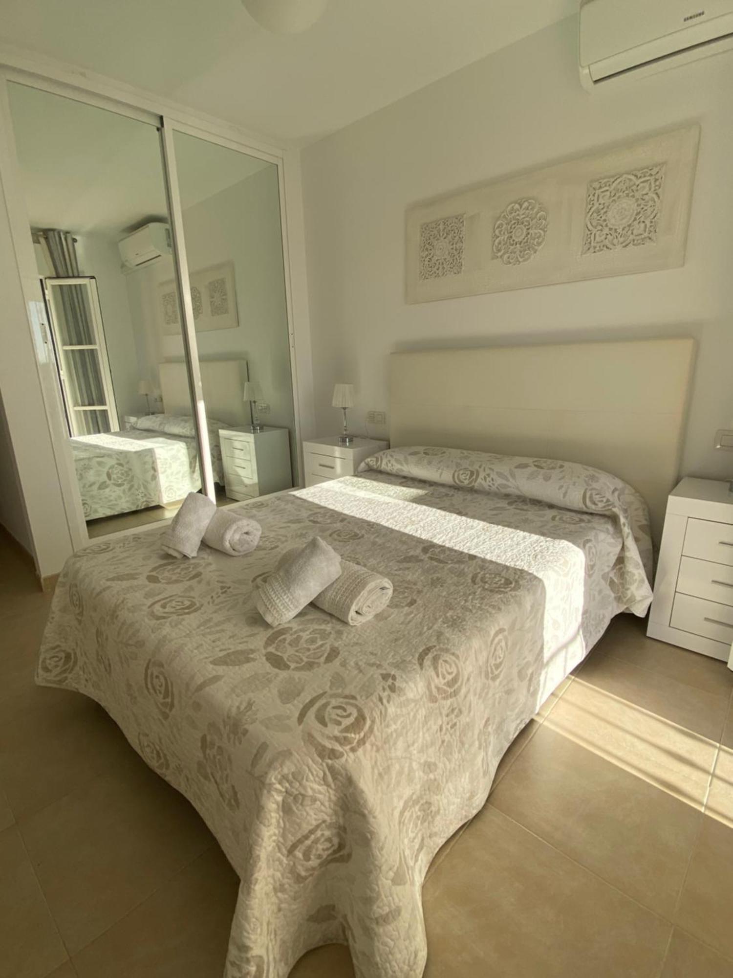Apartamento con vistas La Cala De Mijas Exterior foto