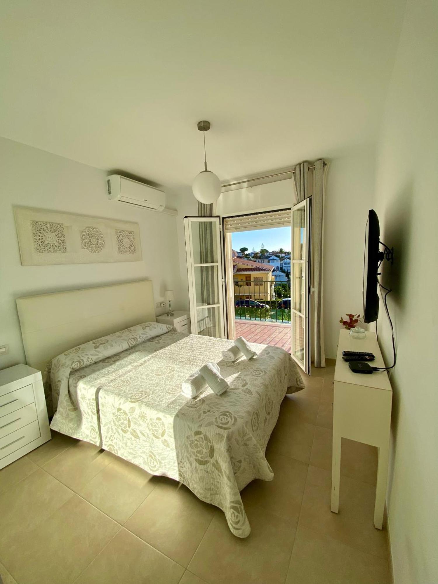 Apartamento con vistas La Cala De Mijas Exterior foto